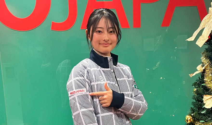 ネオジャパン、アマチュアゴルファーの塩手莉彩選手とスポンサーシップ契約